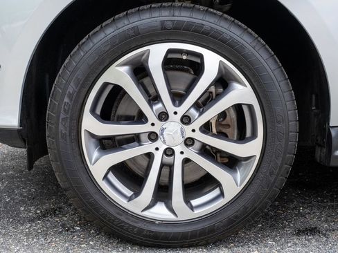 Used 2019 Mercedes-Benz GLE 400 4MATIC w/ Premium 1 Package image 29