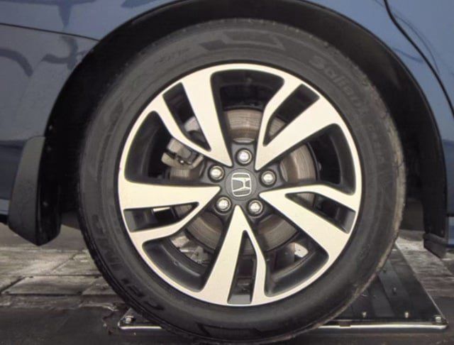 Used 2024 Honda Odyssey Touring image 13