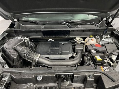 Used 2023 GMC Acadia SLE w/ Driver Convenience Package image 29