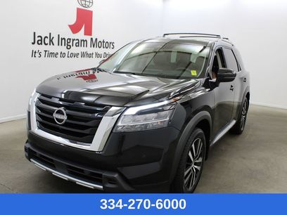 Used 2024 Nissan Pathfinder Platinum