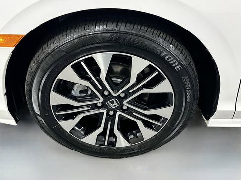 Certified 2026 Honda Odyssey Elite image 34