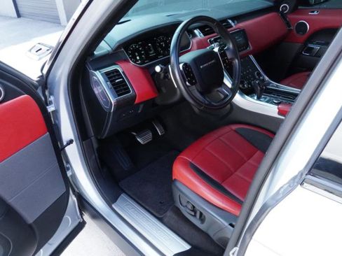 Used 2019 Land Rover Range Rover Sport Supercharged image 36
