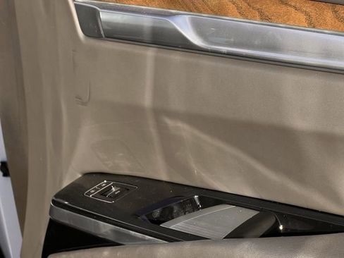 New 2026 Cadillac Escalade ESV Platinum Sport w/ LPO, ONYX Package AWD/4WD image 25