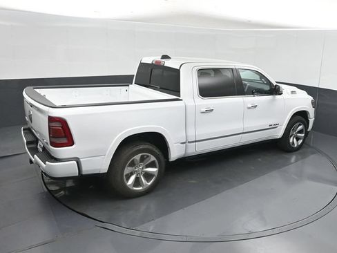 Used 2022 RAM 1500 Limited w/ Body Color Bumper Group AWD/4WD image 38