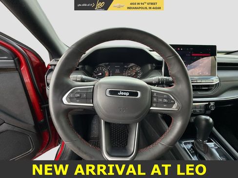 Used 2023 Jeep Compass Trailhawk w/ Trailhawk Convenience Group image 11