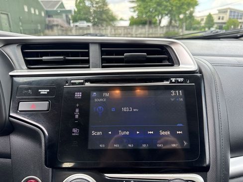 Used 2016 Honda Fit EX image 20
