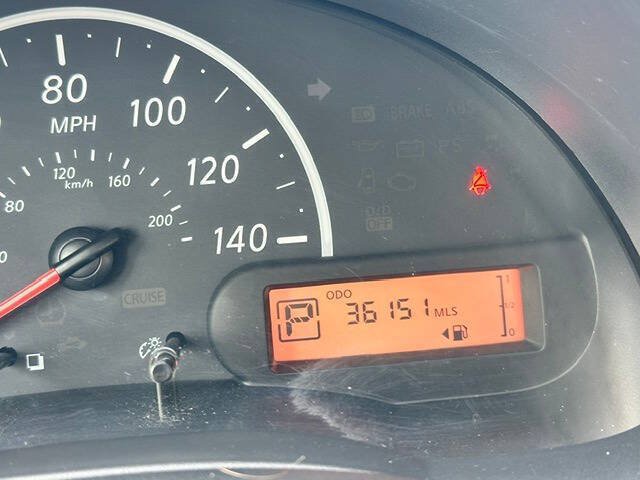 Used 2016 Nissan Versa S FWD image 14