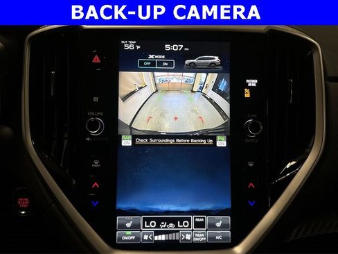 Used 2024 Subaru Ascent Premium w/ Convenience Package image 9