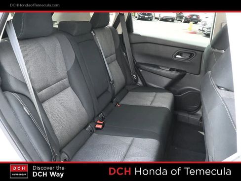 Used 2025 Nissan Rogue SV FWD image 19