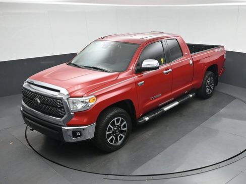 Used 2018 Toyota Tundra SR5 w/ TRD Off Road Package AWD/4WD image 56