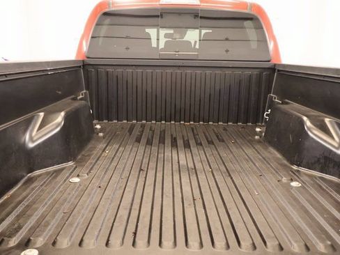 Used 2023 Toyota Tacoma TRD Off-Road w/ Technology Package AWD/4WD image 27