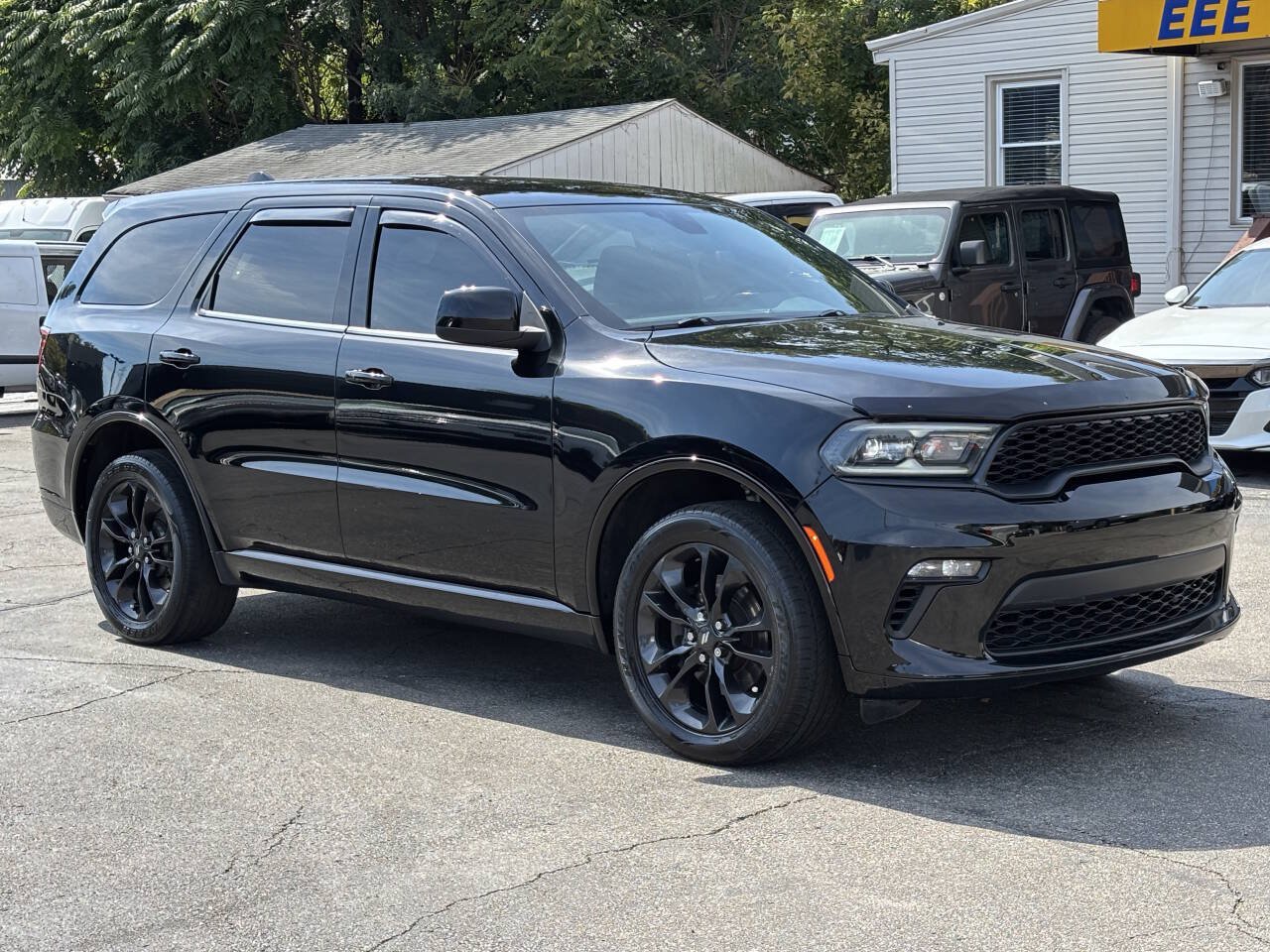 Used 2021 Dodge Durango GT w/ Blacktop Package AWD/4WD image 2