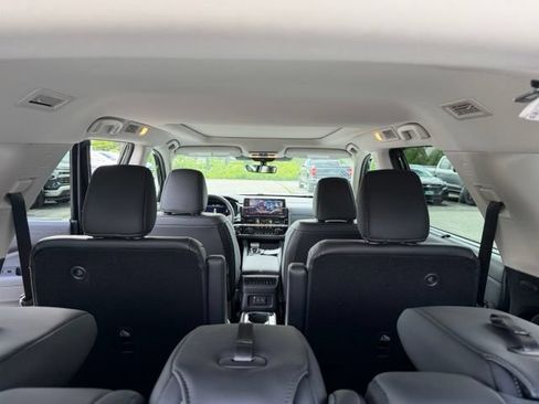 New 2026 Nissan Pathfinder SL AWD/4WD image 15