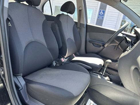 Used 2010 Kia Rio LX FWD image 14