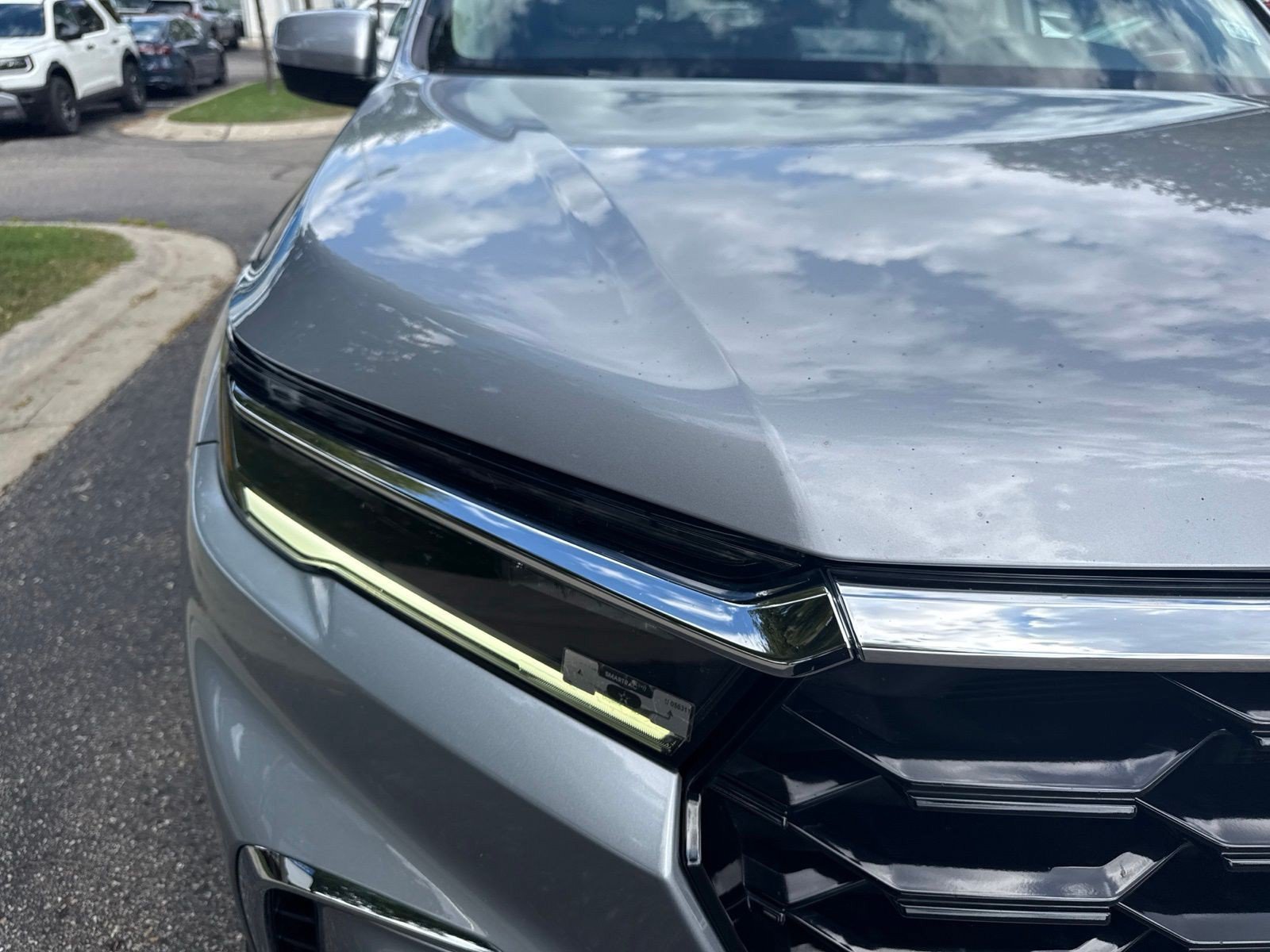Certified 2023 Honda Pilot Touring image 3