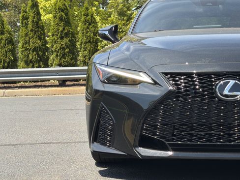 Used 2025 Lexus IS 350 F Sport RWD image 19