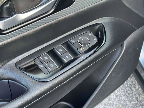 Certified 2025 Nissan Murano SL AWD/4WD image 16