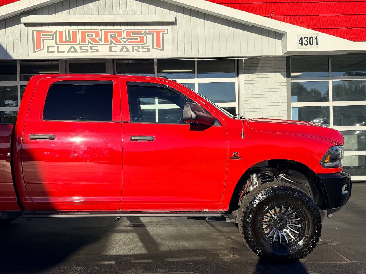 Used 2014 RAM 2500 Tradesman w/ Chrome Appearance Group AWD/4WD image 10