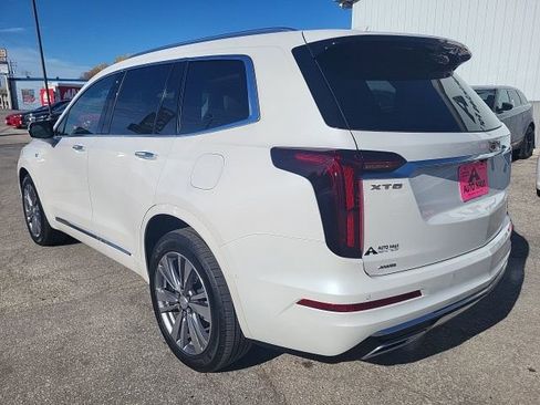 Used 2022 Cadillac XT6 Premium Luxury w/ Technology Package image 8