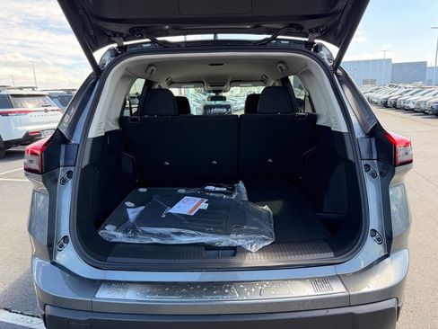 New 2026 Nissan Rogue SV image 34