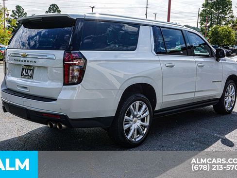 Used 2022 Chevrolet Suburban High Country image 6