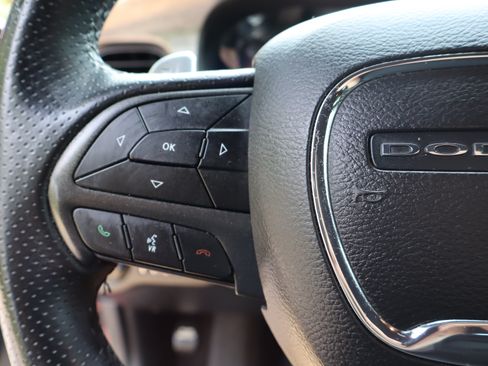 Used 2018 Dodge Charger R/T RWD image 33
