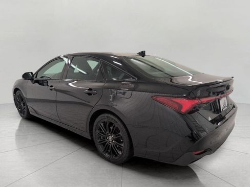 Used 2022 Toyota Avalon XSE FWD image 21