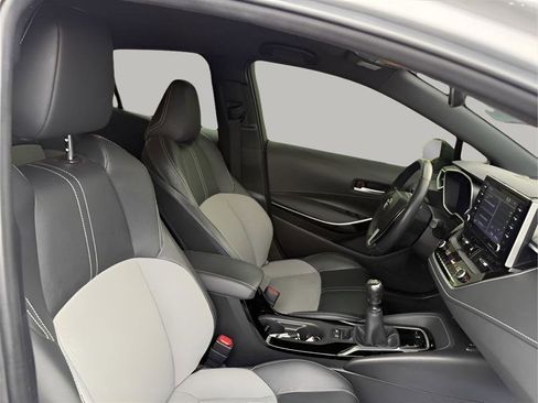 Used 2019 Toyota Corolla XSE FWD image 28