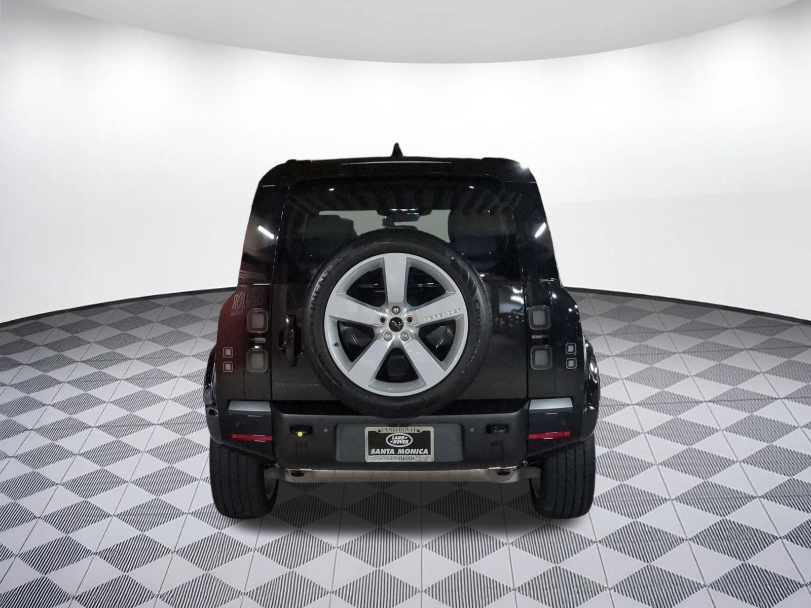 New 2026 Land Rover Defender 110 X-Dynamic SE AWD/4WD image 4