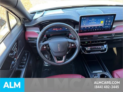 Used 2024 Lincoln Corsair Reserve w/ Jet Appearance Package AWD/4WD image 28