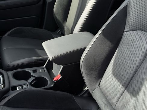 Used 2025 Subaru Forester Touring image 22