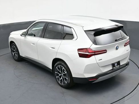 Used 2026 BMW X3 xDrive30 w/ Premium Package image 23