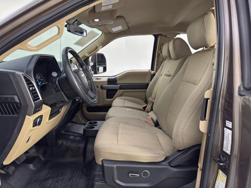 Used 2016 Ford F150 XLT w/ Equipment Group 301A Mid image 15