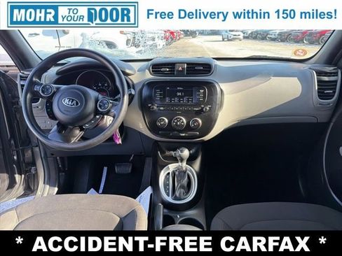 Used 2017 Kia Soul image 32