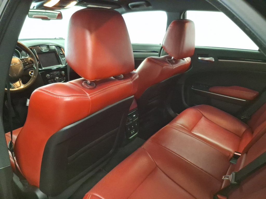 Used 2021 Chrysler 300 S w/ S Model Appearance Package RWD image 14