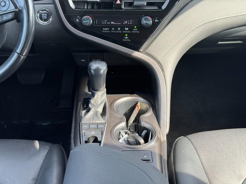 Used 2023 Toyota Camry XSE FWD image 15