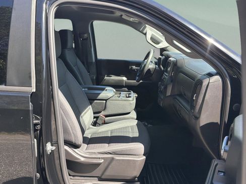 Used 2022 Chevrolet Silverado 1500 Custom image 24