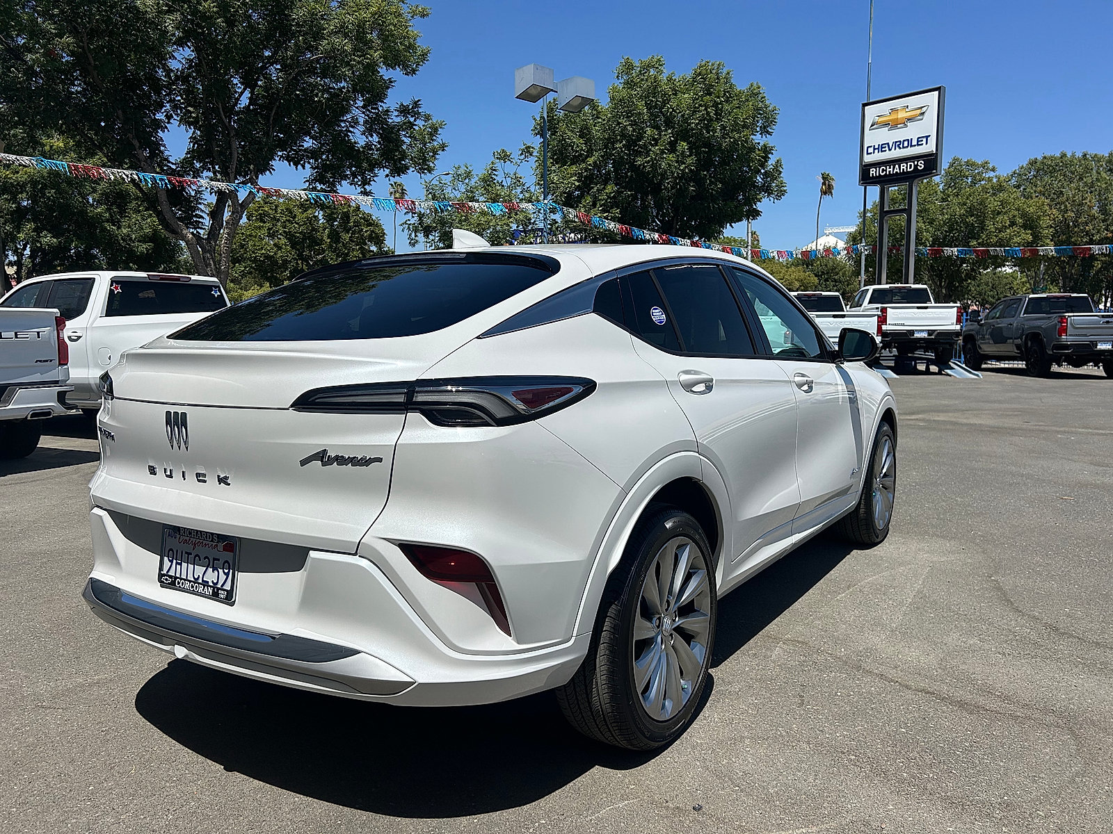 Used 2024 Buick Envista Avenir FWD image 3