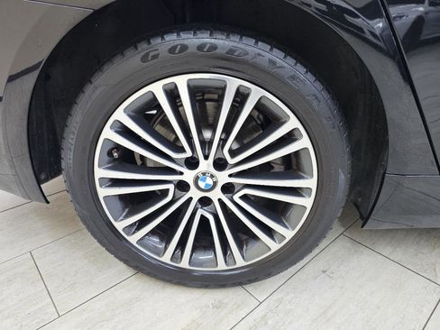 Used 2018 BMW 530i RWD image 42