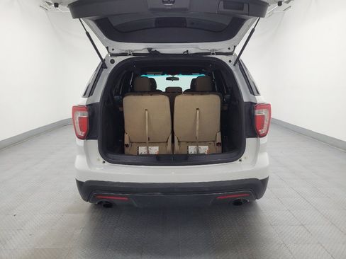 Used 2016 Ford Explorer image 29