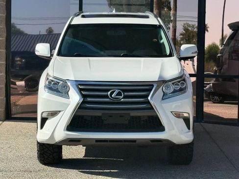 Used 2017 Lexus GX 460 w/ Navigation Package AWD/4WD image 19