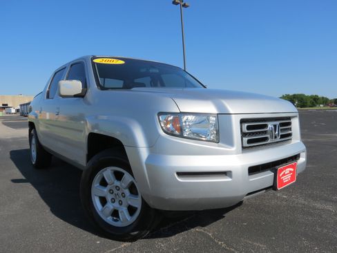 Used 2007 Honda Ridgeline RTS image 2