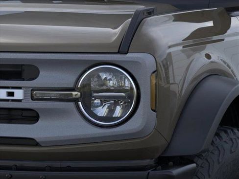 New 2025 Ford Bronco Big Bend w/ Black Diamond Package image 19