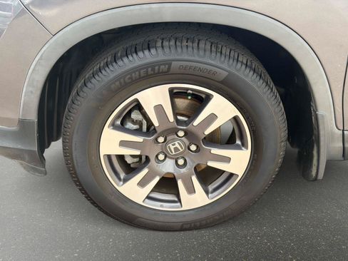Used 2019 Honda Ridgeline RTL image 11