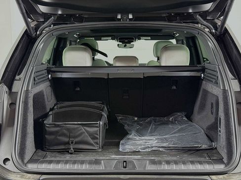 New 2026 Land Rover Range Rover Sport SE AWD/4WD image 26