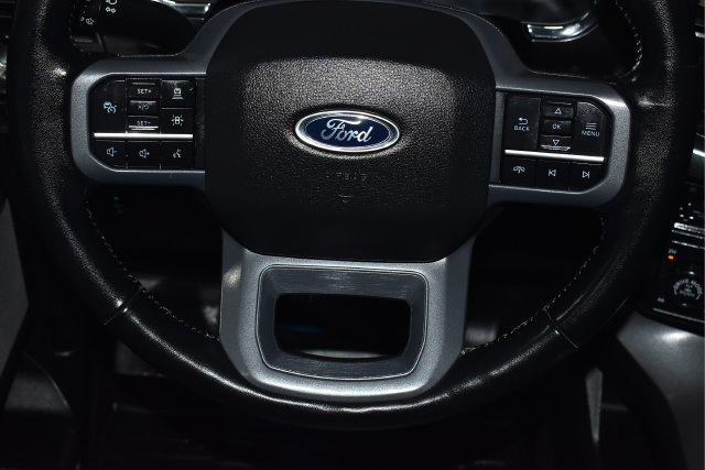 Used 2023 Ford F150 Lariat w/ Equipment Group 502A High AWD/4WD image 13