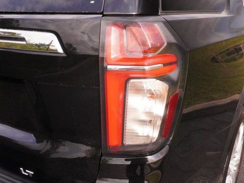 Used 2021 Chevrolet Tahoe LT image 36