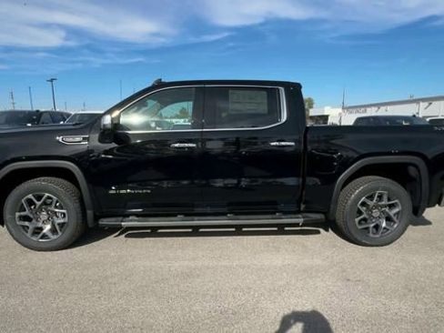 New 2026 GMC Sierra 1500 SLT w/ SLT Premium Package image 5