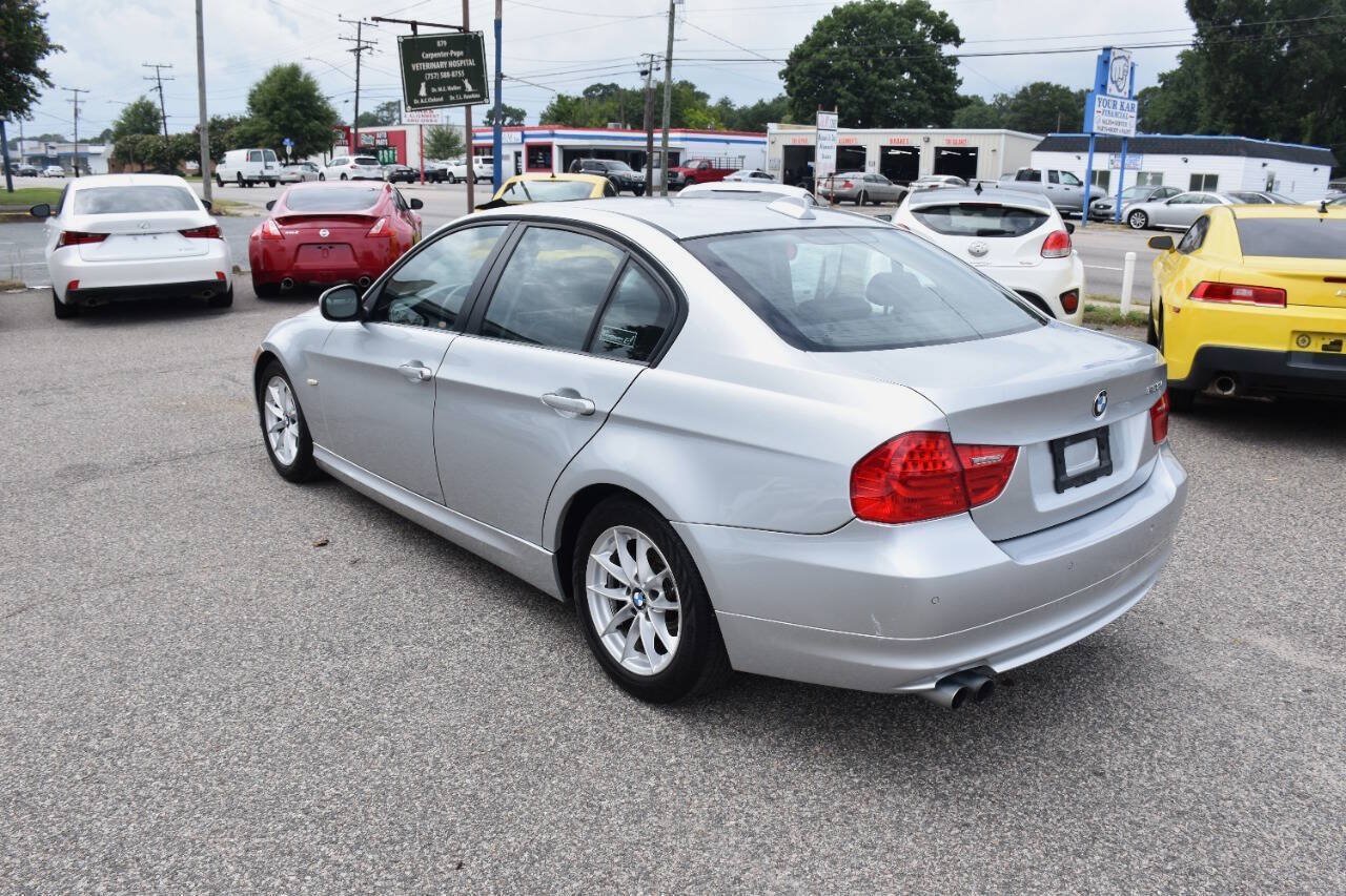 Used 2010 BMW 328i Sedan RWD image 5
