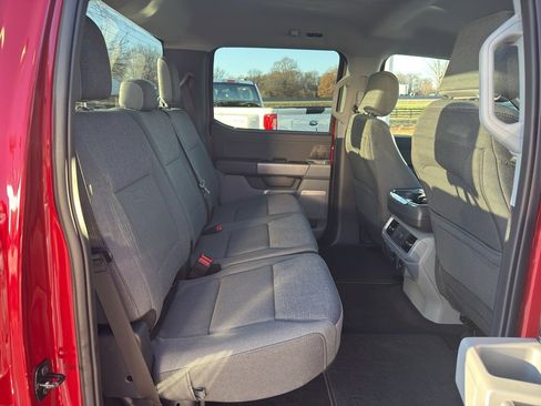 Used 2024 Ford F150 Lightning Flash image 13